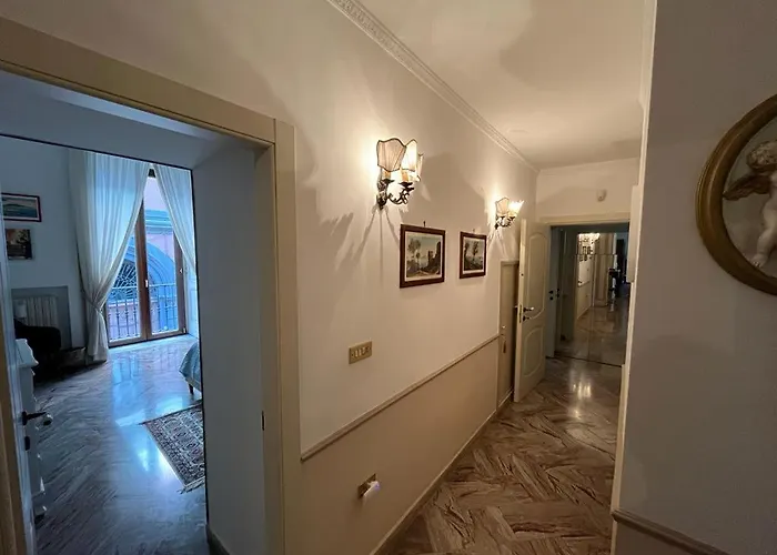 Residenze Pessina 아파트 나폴리